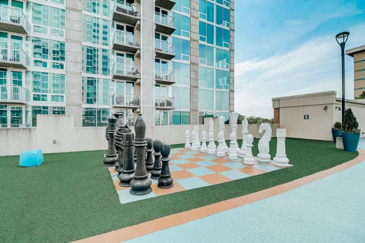 Апартаменты Frontdesk Skyhouse Apts Uptown Шарлотт Экстерьер фото